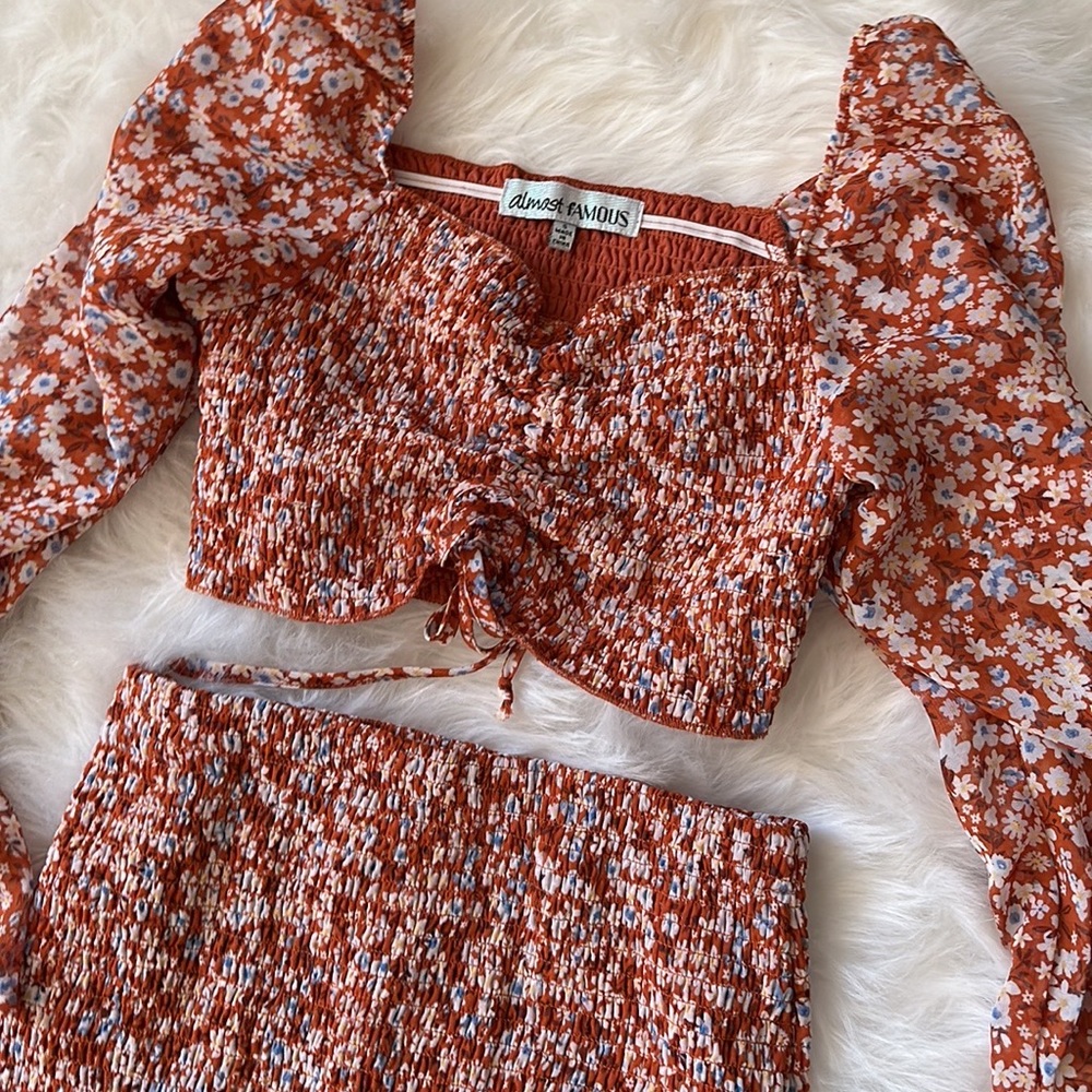 NWOT - 2pc - Smocked Floral Set